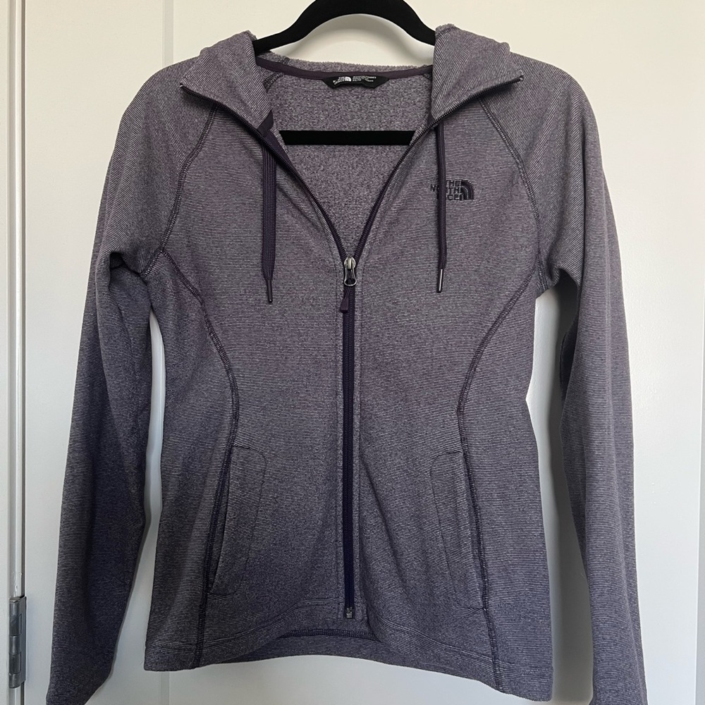 The North Face Women’s hooded fleece jacket